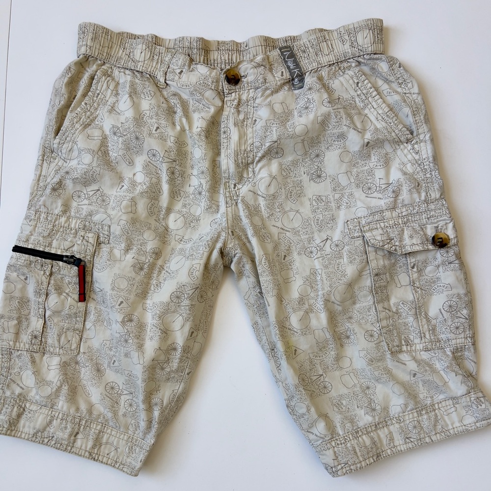 Knight King Men's Beige Cargo Shorts